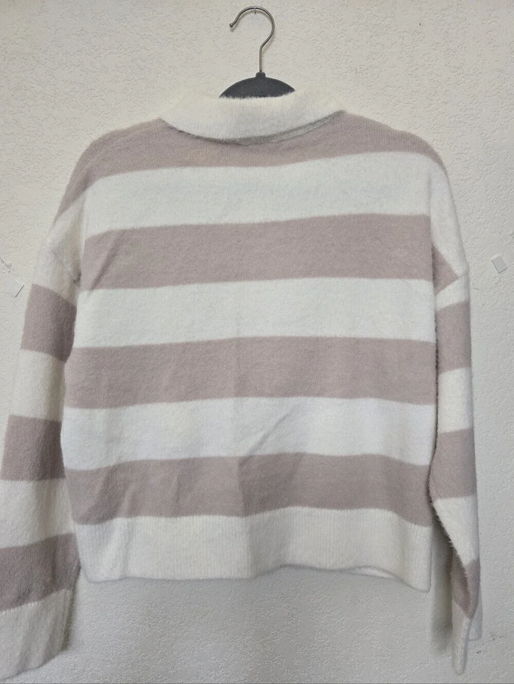NWT Nikka, Cozy Striped Knit Sweater - Cream & Light Taupe.Size XL